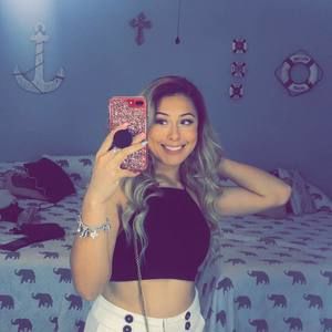 Meet your Posher, Litzy